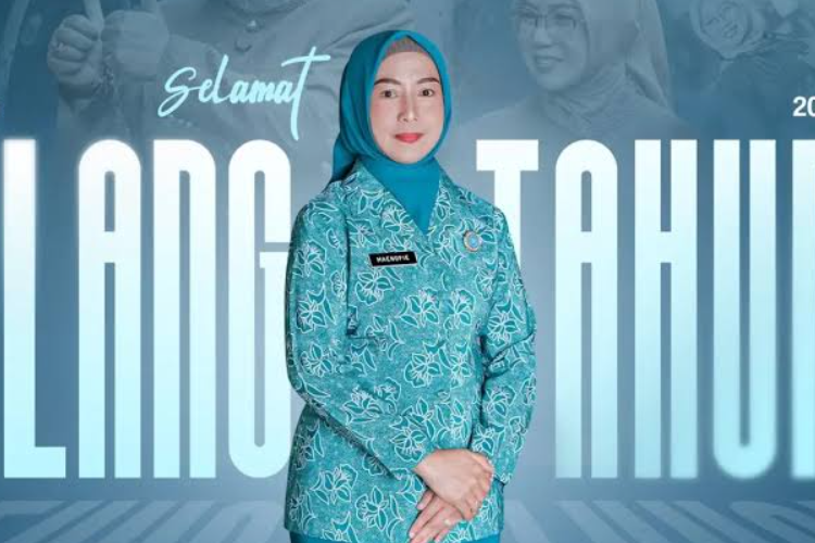 Profil Istri Bupati Pemalang Disorot Usai Dipanggil KPK Terkait Kasus Korupsi Sang Suami 